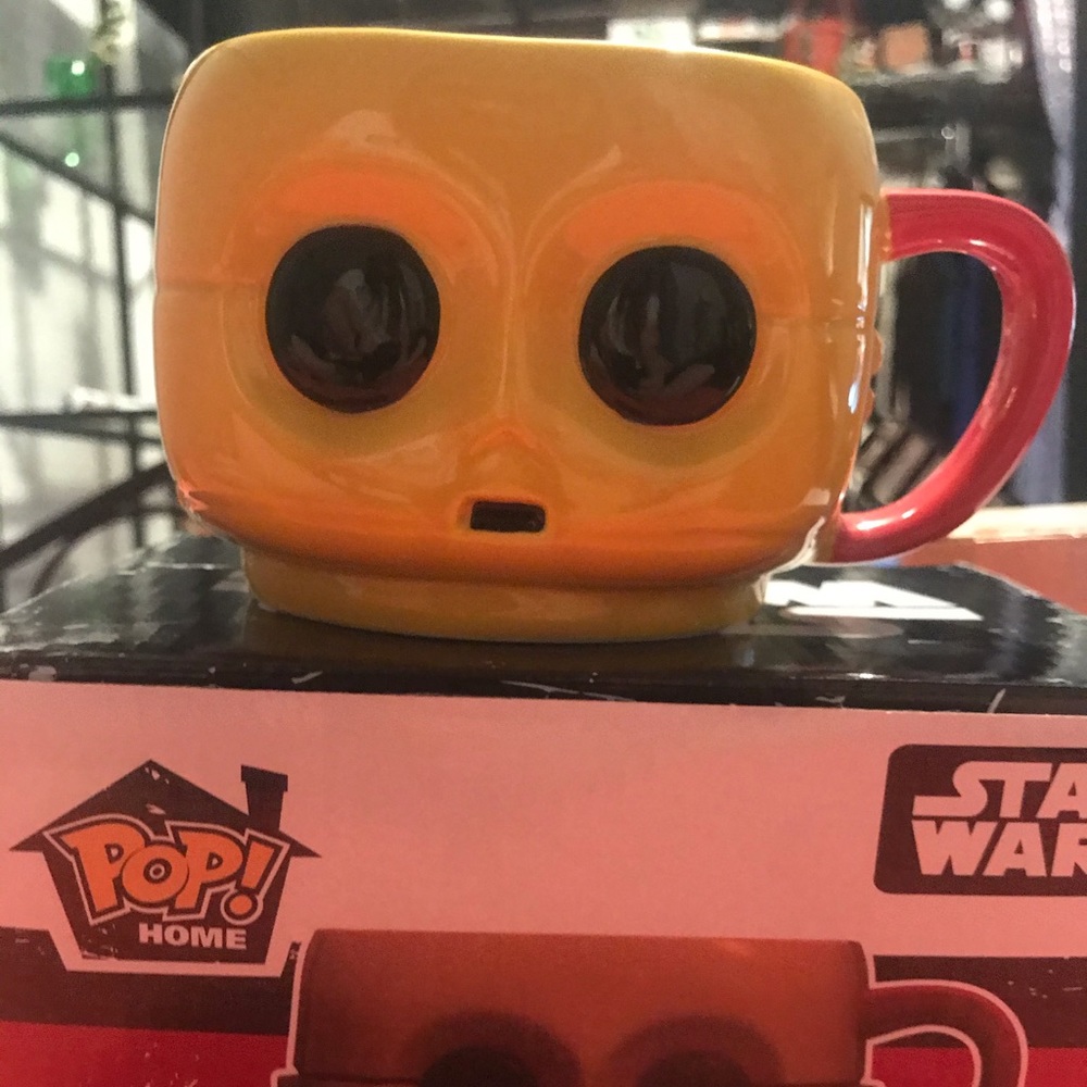 Star Wars Pop! home C-3PO Mug. Smugglers Bounty